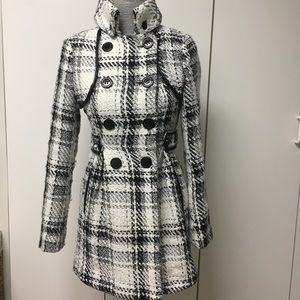 IZ Byer Fitted Winter Coat